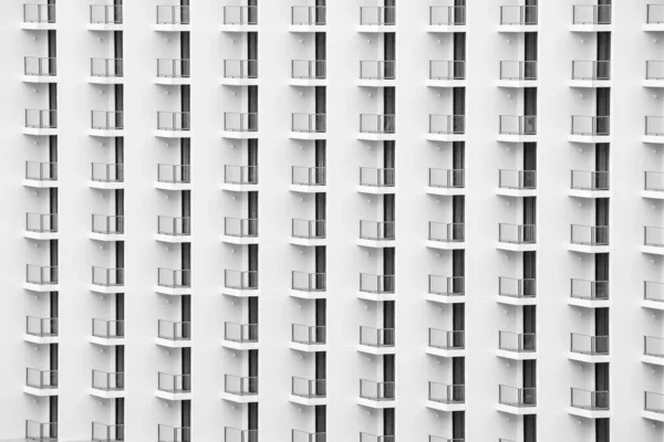 Las Ventanas Puerta Del Balcón Edificio Del Hotel Ordenado Limpio — Foto de Stock