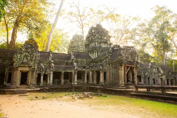 Der Tempel Prohm Ist Eine Steinburg Des Khmer Reiches Abseits — Stockfoto