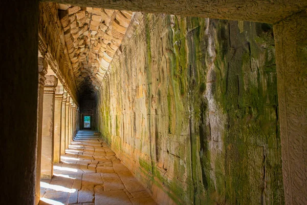 Prohm Temple Stone Castle Khmer Empire Located Away Moat Phra — Stock Photo, Image