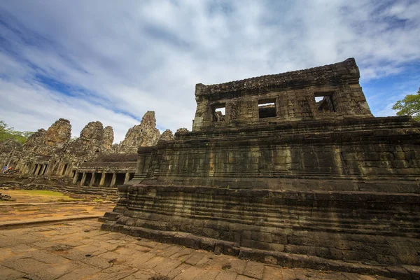 Bayon Castle Stone Castle Khmer Empire Located Center Angkor Thom — Stock Photo, Image