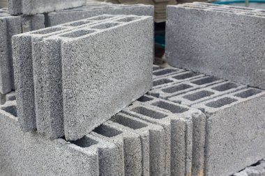 İnşaat için güçlü ve dayanıklı tuğlalar