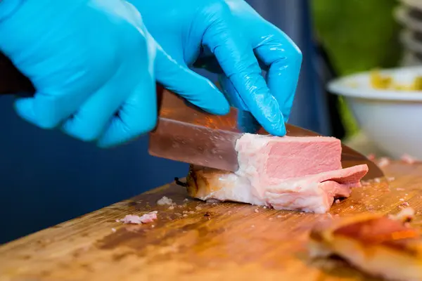 Honing Gebakken Varkensvlees Knokkel Aan Bruiloft Buffet Tafel — Stockfoto