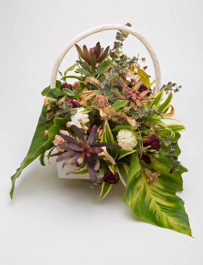 Güzel, klasik kurutulmuş çiçek buketleri..