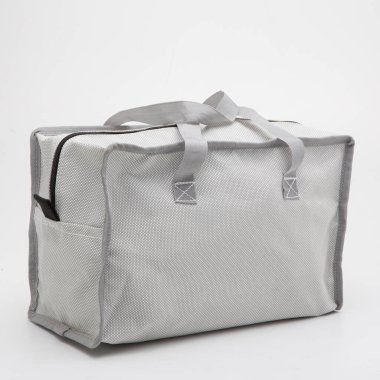 beyaz kumaş çanta kırpma yolu ile beyaz arkaplan izole