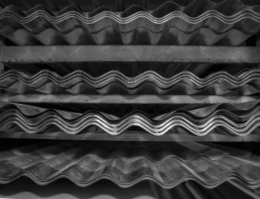 Oluklu metal levhalar