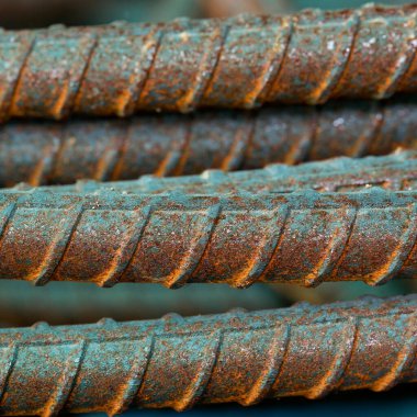 Çelik parmaklıklar arka planda. Çubuk arkaplanı güçlendiriliyor