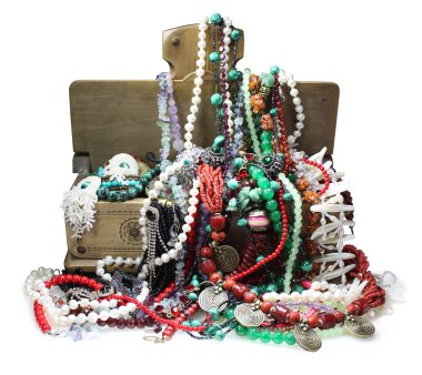 borst met jewerly