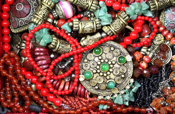 Doğu takı - arka plan