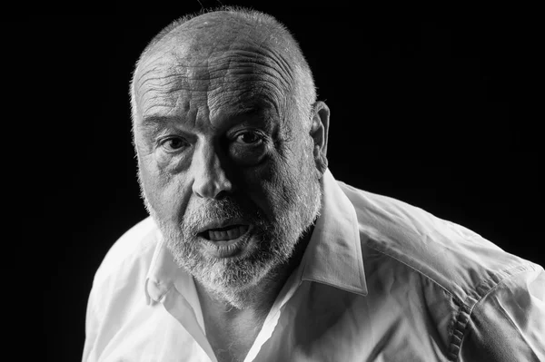 yaşlı adam duygu hasta