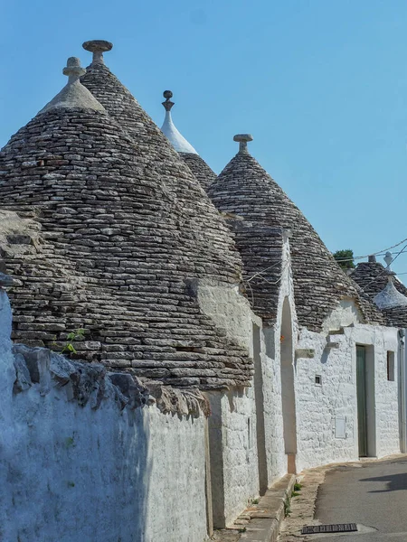 Alberobello Italy Вересня 2017 Традиційний Білий Будинок Конічними Дахами Апулії — стокове фото