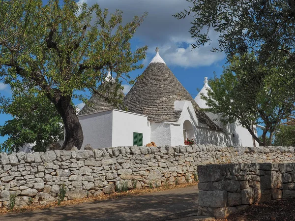 Alberobello Italië September 2017 Traditionele Witte Stenen Huizen Apulië — Stockfoto