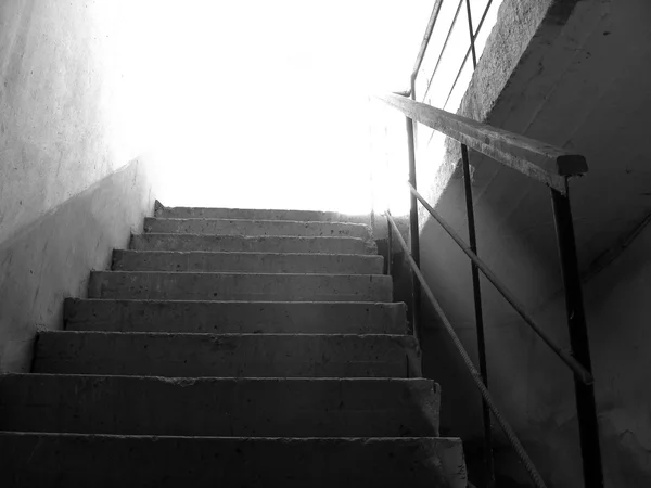 Treppe und Licht — Stockfoto