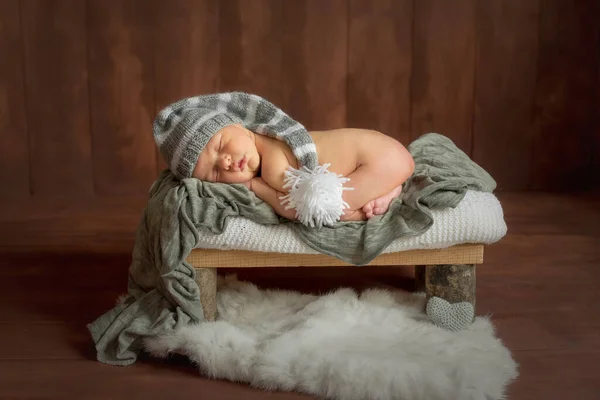 小宝宝甜美地睡着了 新生婴儿 — 图库照片