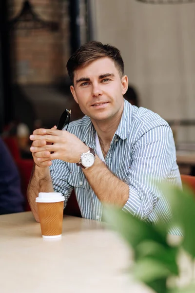 Handsome Brunet Man Smiling Cup Coffee Cafe Warm Summer Day — Stock Photo, Image