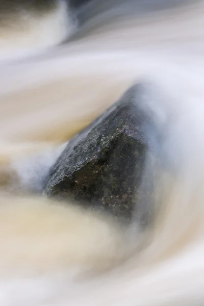 Stromschnellen im Herbst — Stockfoto