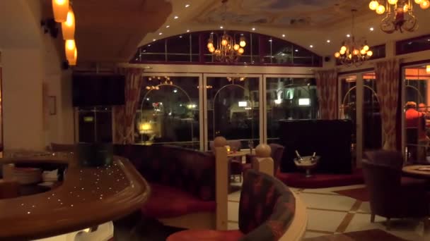 Hall of piano bar in luxury hotel — Stock Video