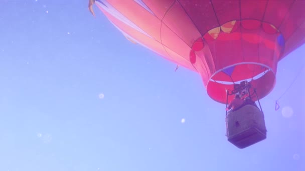 Vlucht van hete luchtballon — Stockvideo