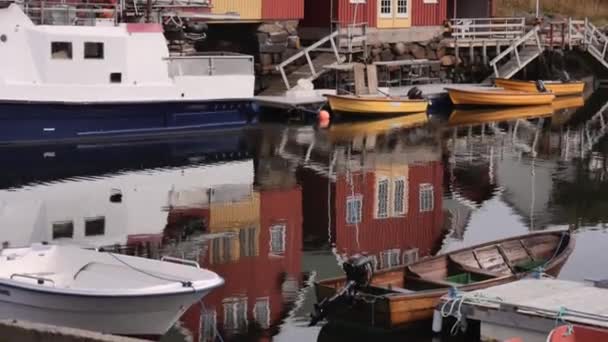 Old Town pier architecture of Bryggen — Stock Video