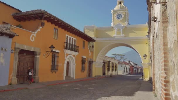 Plaza emblemática en Antigua — Vídeo de stock