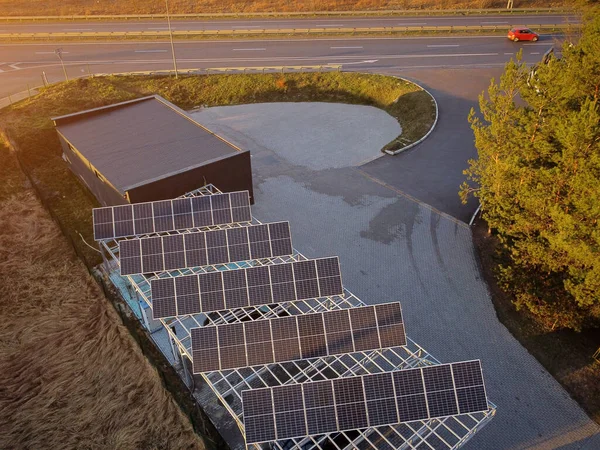 Solarzellen Ladestation Für Elektrofahrzeuge Autobahnnähe Keine Menschen — Stockfoto