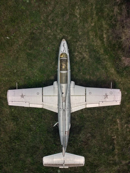 Alter Verlassener Flugplatz Mit Verlassenen Flugzeugen Luftaufnahme Von Einer Drohne — Stockfoto