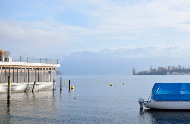 Luzern Gölü ve Alpler arka planda, İsviçre