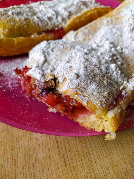 Imagen Fotográfica Del Strudel Frutas Bayas Plato — Foto de Stock