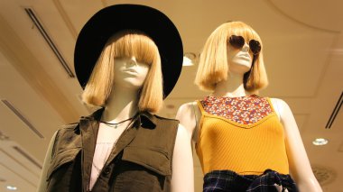 Mağaza vitrin mankeni. İnsan figürü. İnsan simülasyon 