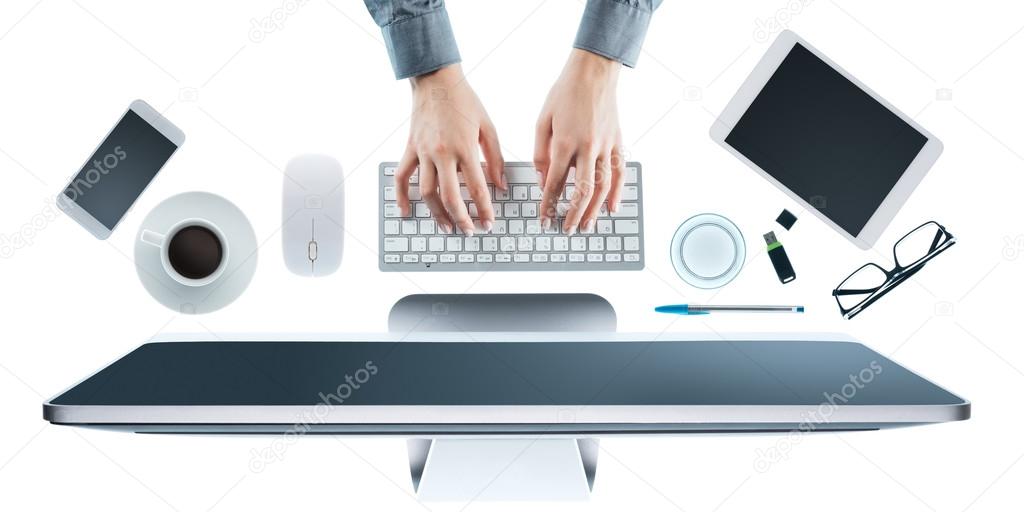 Business woman working at office desk