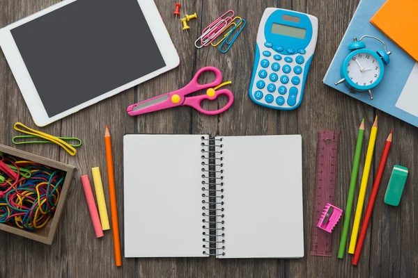 Escuela y tecnología — Foto de Stock