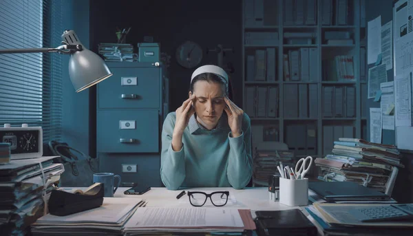 Stressed Businesswoman Sitting Desk Having Bad Headache Job Burnout Concept — Fotografia de Stock