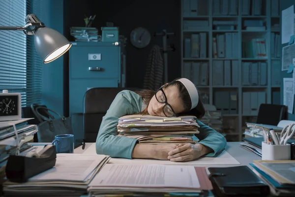 Exhausted Office Worker Sleeping Desk Leaning Pile Paperwork Overtime Work — Stock Fotó