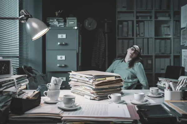 Exhausted Office Worker Falling Asleep Office Late Night Drinking Too — Φωτογραφία Αρχείου