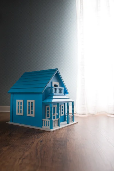 Casa modelo azul — Foto de Stock