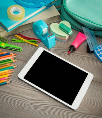 Dijital tablet ile okula dönüş