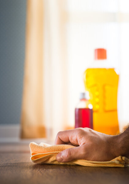 Чистка и уход за полами из лиственных пород
