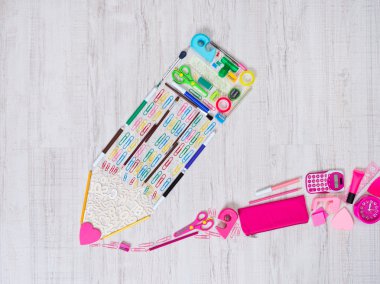 Renkli yaratıcı kalem