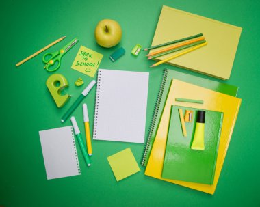 yeşil ve sarı Kırtasiye