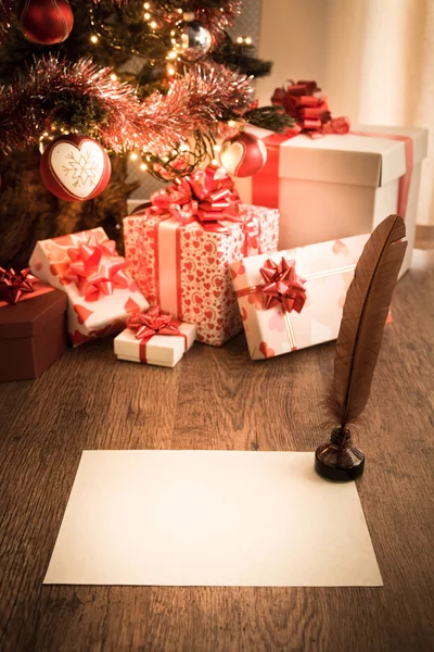 Letter with gift boxes — Stock Photo, Image