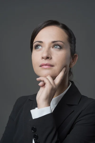 Pensivo mulher de negócios — Fotografia de Stock