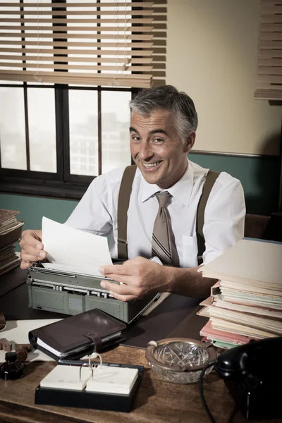 Retro reporter working at office — Stock Photo, Image