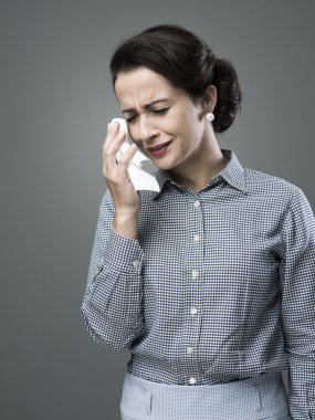 umutsuz kadın ağlıyor