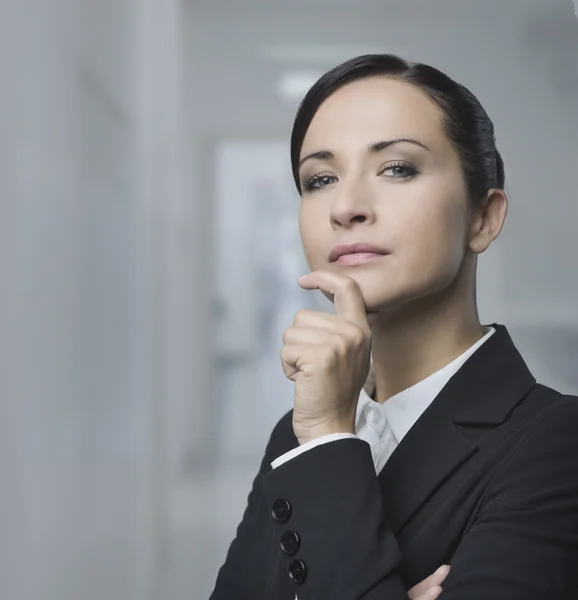 Magabiztos női vezetője — Stock Fotó