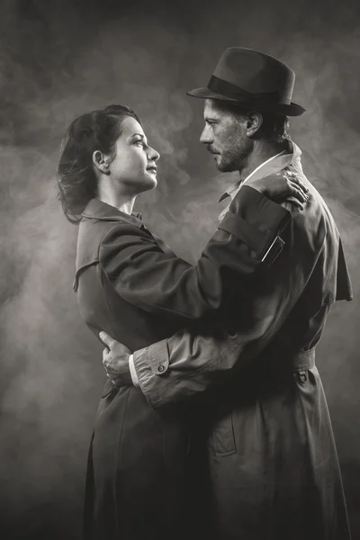 Romantic couple embracing — Stock Photo, Image