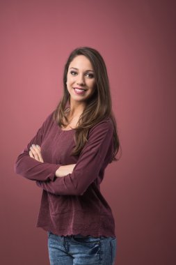 Kendine güvenen genç kadın