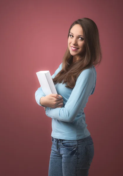 Öğrenci kız holding kitaplar — Stok fotoğraf