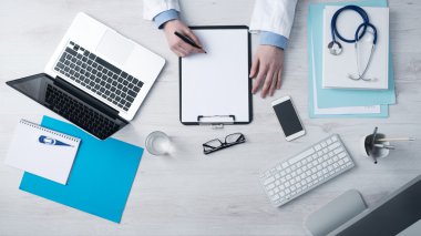 Doktor yazma tıbbi kayıtları