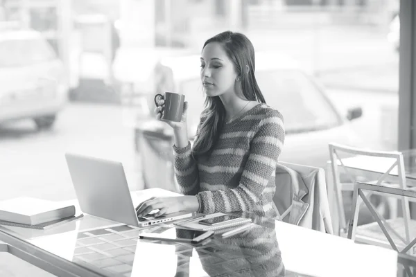 Busy woman working — Stock Photo, Image