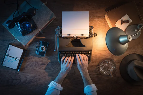 Vintage journalist's desk — Stock Photo, Image