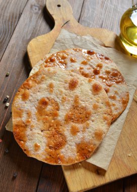 Olive ile İspanyol kraker